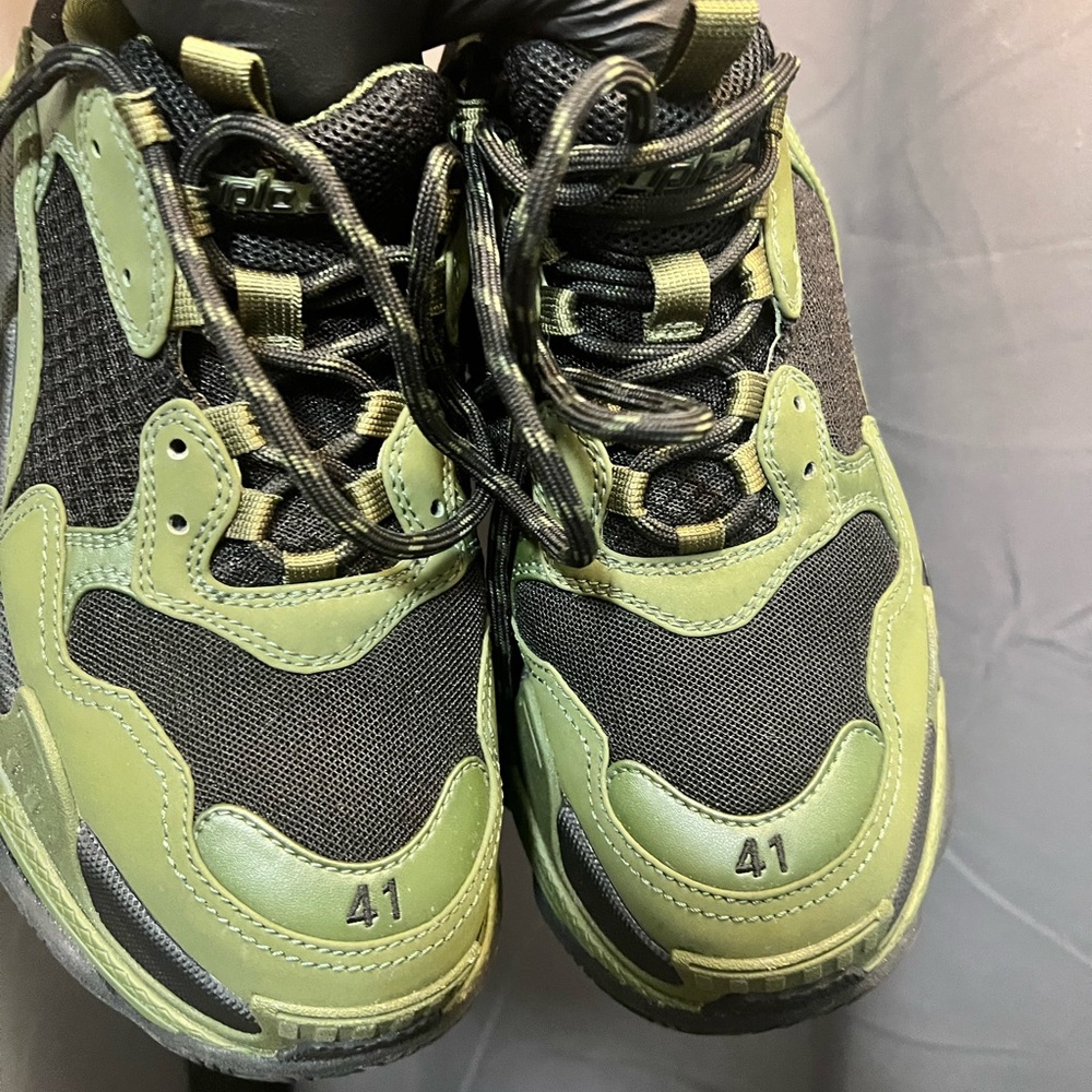 "AUTHENTIC”Balenciaga Triple S Olive and Black Sneakers